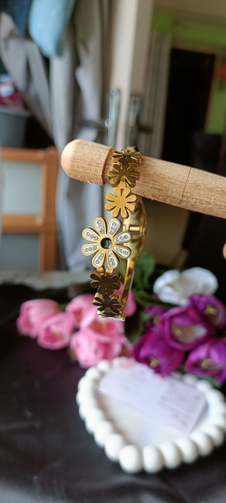 Daisy with Swarovski crystal stone