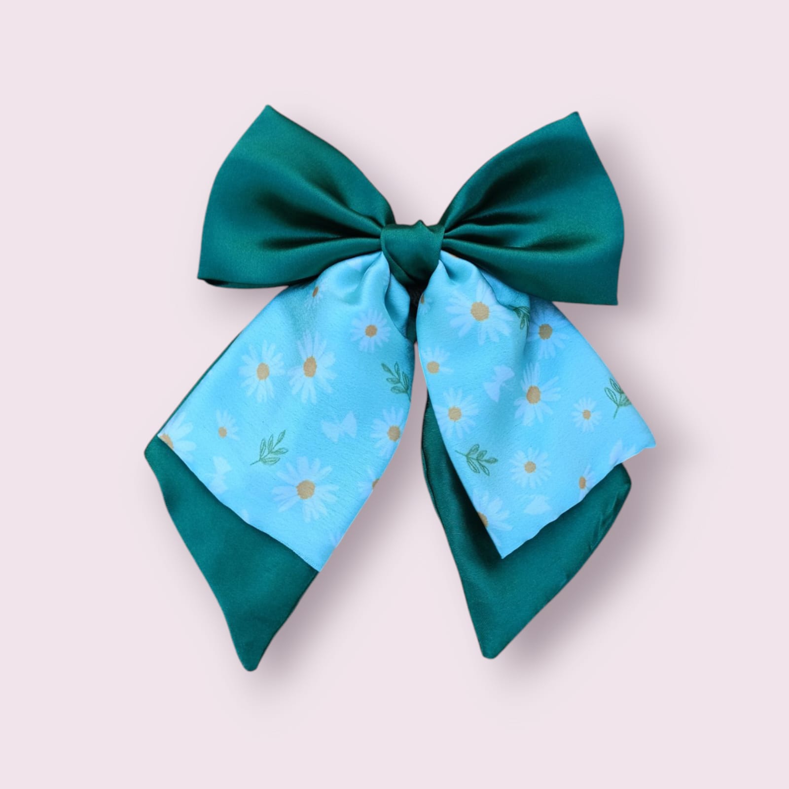 Green Double layer pig tail bow