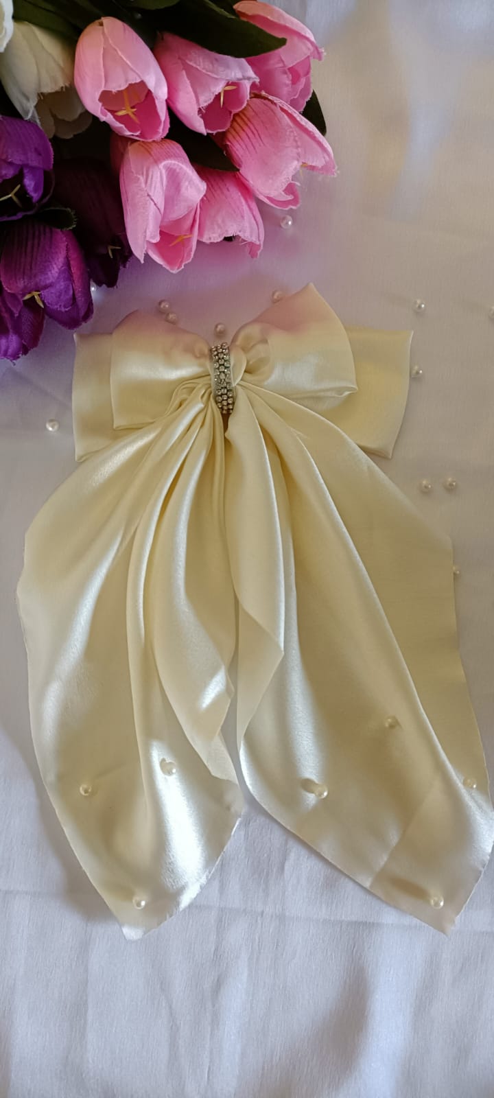 Creame long hair bow