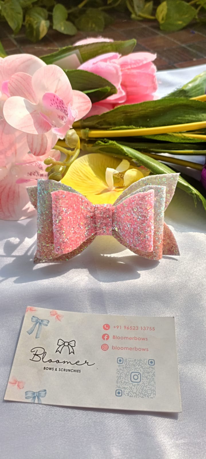 Pink multi glitter bows