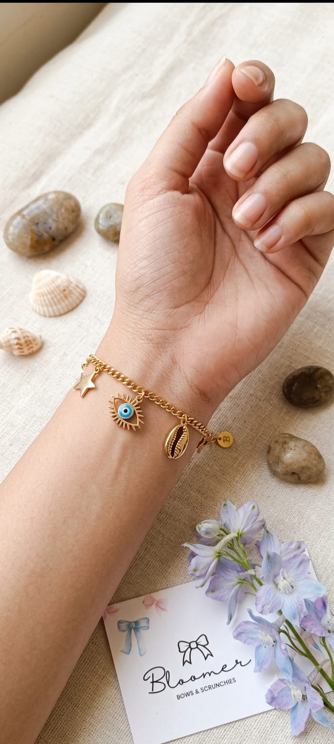Evil eye charm bracelet