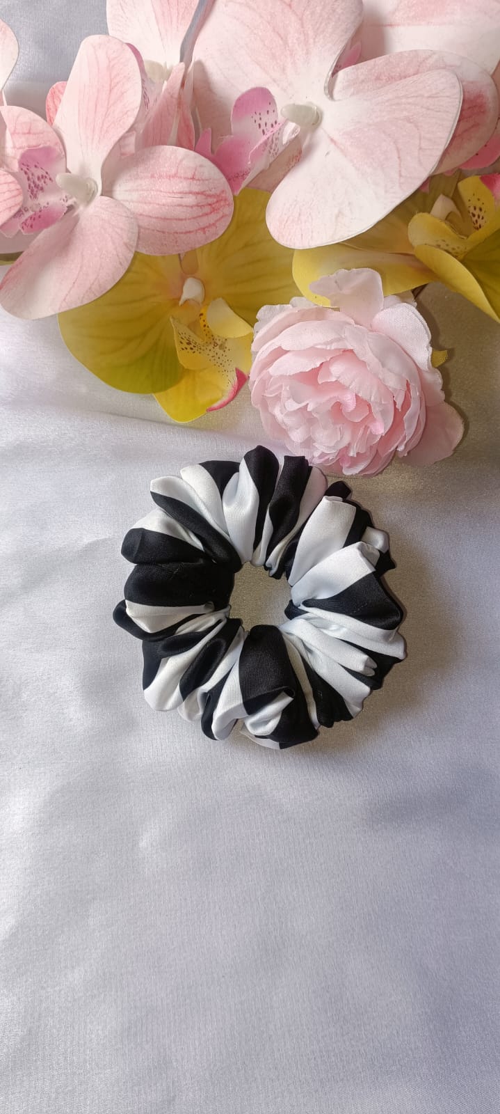 Black and white striped scrunchie