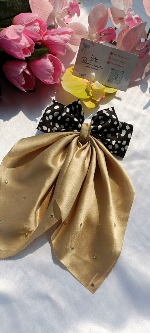 Classy french bow black and beige colour